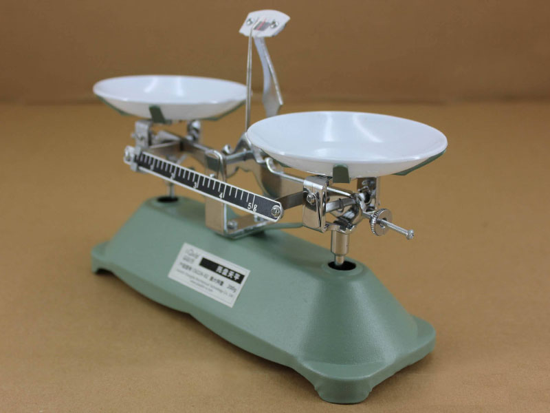教學(xué)天平